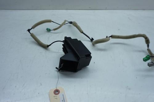 2018-2023 Subaru Crosstrek OEM Dashboard Radio Antenna Module Unit - Picture 2 of 6