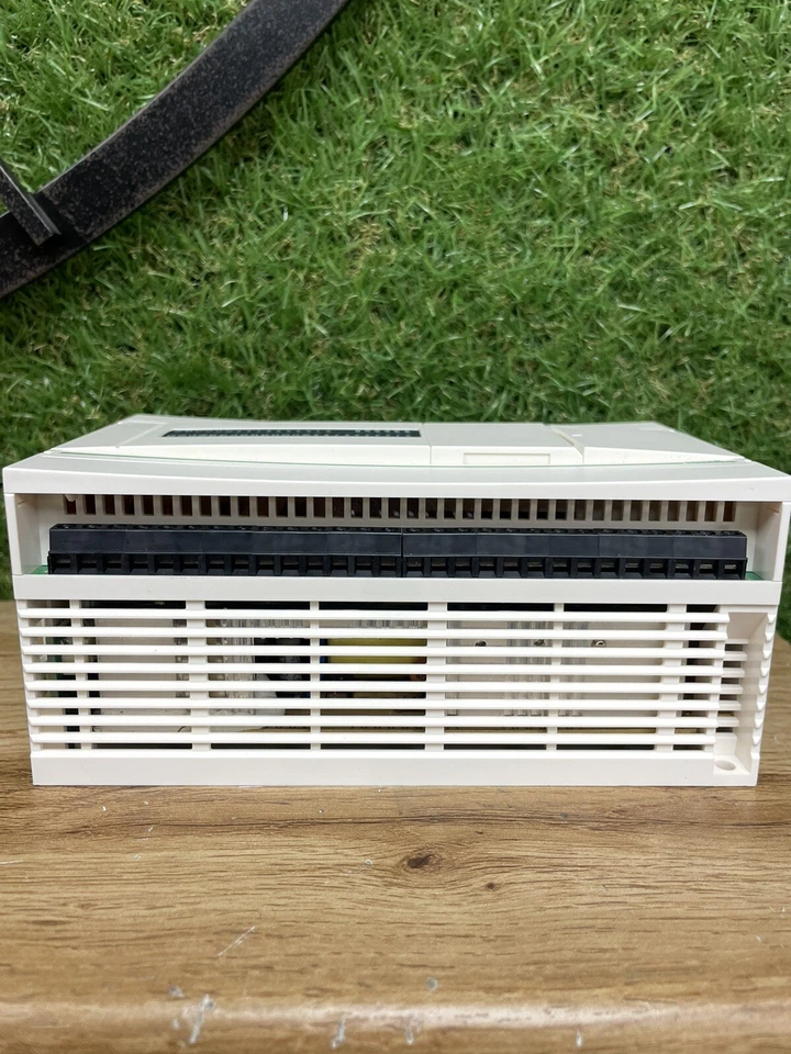 SCHNEIDER ELECTRIC TWIDO TWDLCAA40DRF  POWER 100-240 AC - Photo 4/4