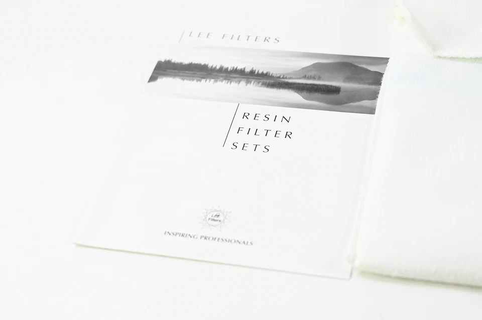 LEE Filters 4x6" Graduated Neutral Density Hard Filter Set #G288 - Image 4 of 4