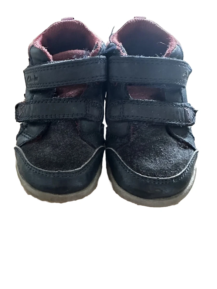 Clarks boys store 6g