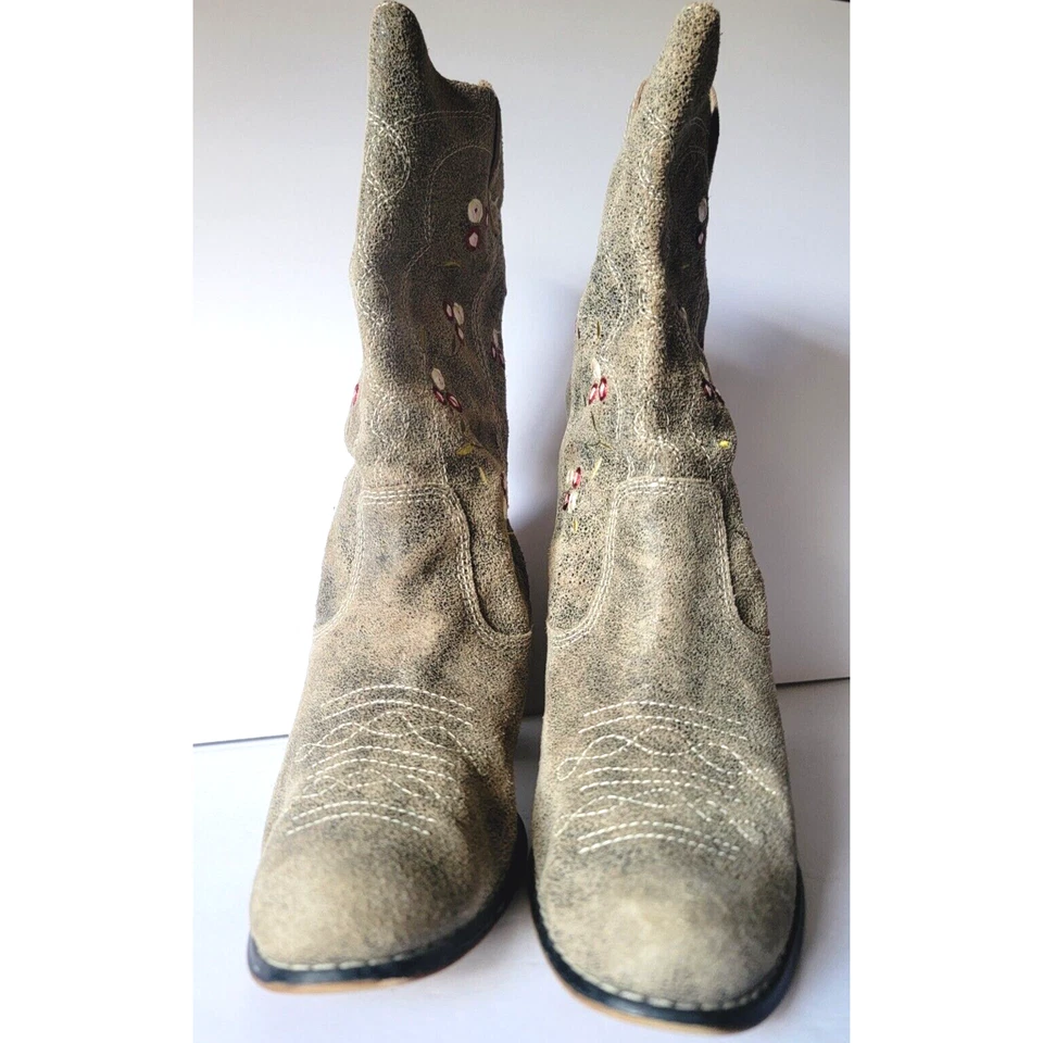 Botas Anthropology Seychelles Western Bordadas EE. UU. 6.5 Gris Floral Forrado Boho Foto 4 de 4