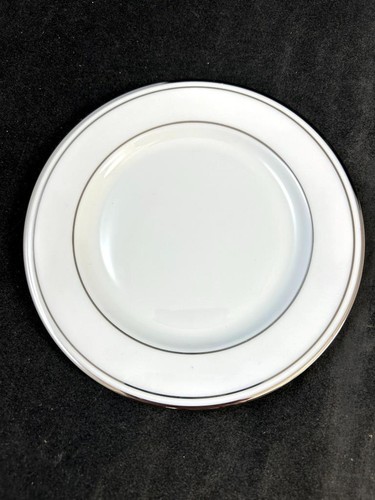 Lenox Federal Platinum Cup and Saucer Set with Bread Plate - Picture 6 of 6