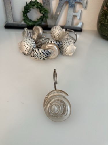 Vtg Seashell Shower Curtain Hooks Beach Nautical Bathroom Décor Resin 12 pc NWOT - Picture 13 of 24