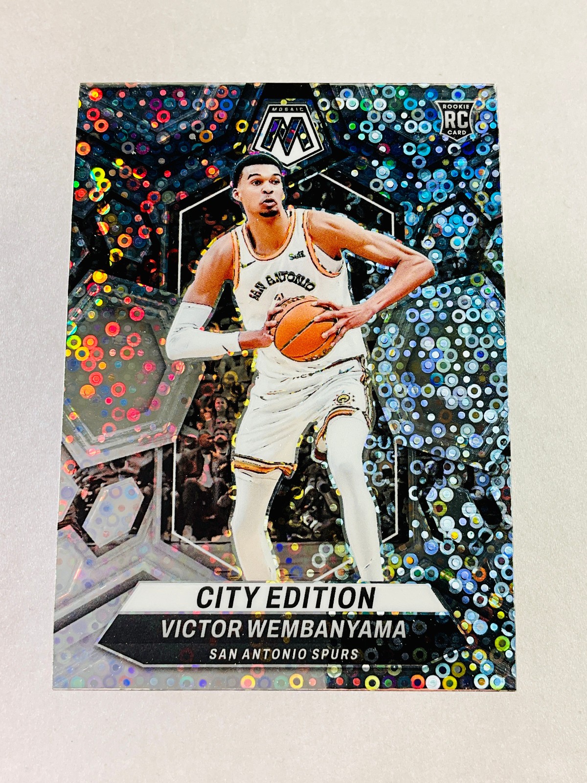 2023-24 Panini Victor Wembanyama RC Mosaic City Edition Silver Disco 