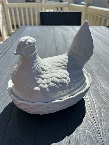 Vintage Portmeirion Size 2 Creamy White Pottery Egg Coop