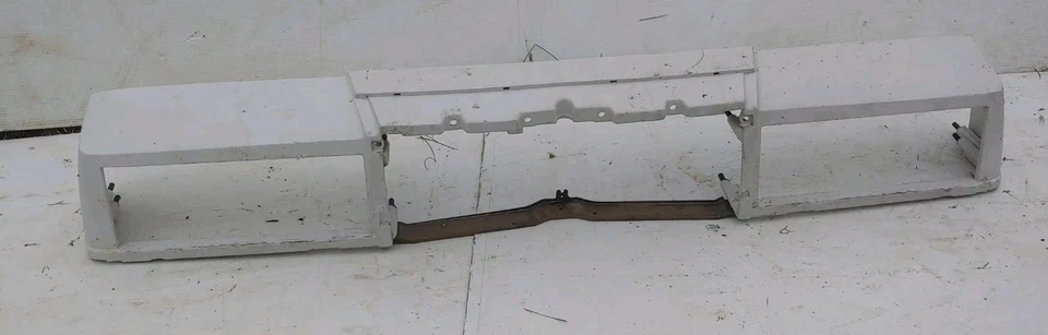 全新标头面板 1988 - 1990 年克莱斯勒纽约客 — 第 2/3 张图片