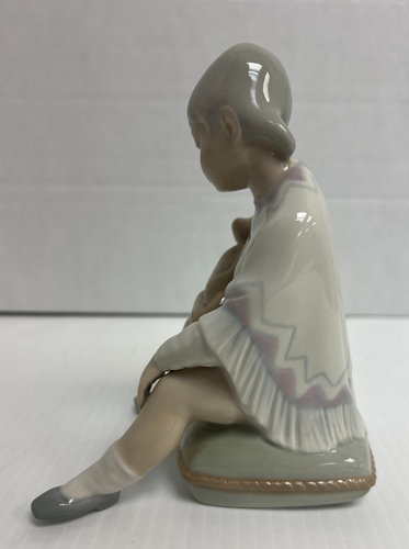 LLADRO Girl Sitting on Pillow Holding A Teddy Bear on Lap Figure - Picture 4 of 6