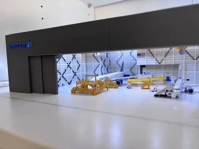 1/400 Aircraft maintenance hangar at Los Angeles Dulles Airport Model 3D Printed - Image 3 of 4
