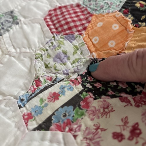 Gorgeous 1940s vintage Feed Sack Quilt 78”x 88” From Goshen Indiana Mary Kline - Picture 14 of 24