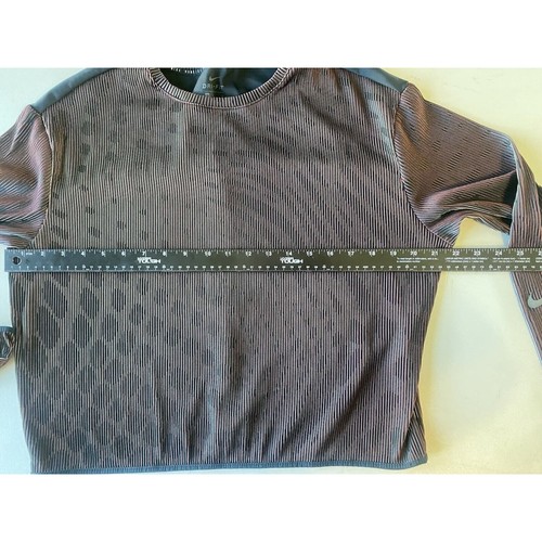 Nike Dri Fit Shirt Womens Size Medium Running Division Holographic Red Black Zip - Picture 8 of 10