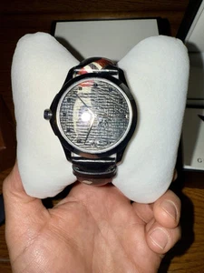 Montre pour homme Gucci G Timeless cadran serpent en acier inoxydable YA1264123