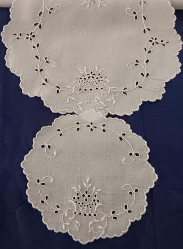 Vintage Madeira Leinen Herzstück Set Tischdecke Untersetzer Deckchen Broderie - Bild 3 von 6