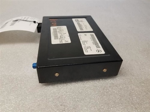 2007 Mercedes-Benz S550 - Satellite Radio Receiver Module - 2218207789 - R207847 - Picture 4 of 12