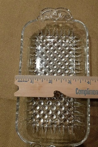 Plato de clavo de vidrio transparente de colección con asas, 4" x 8,5" - Imagen 7 de 7