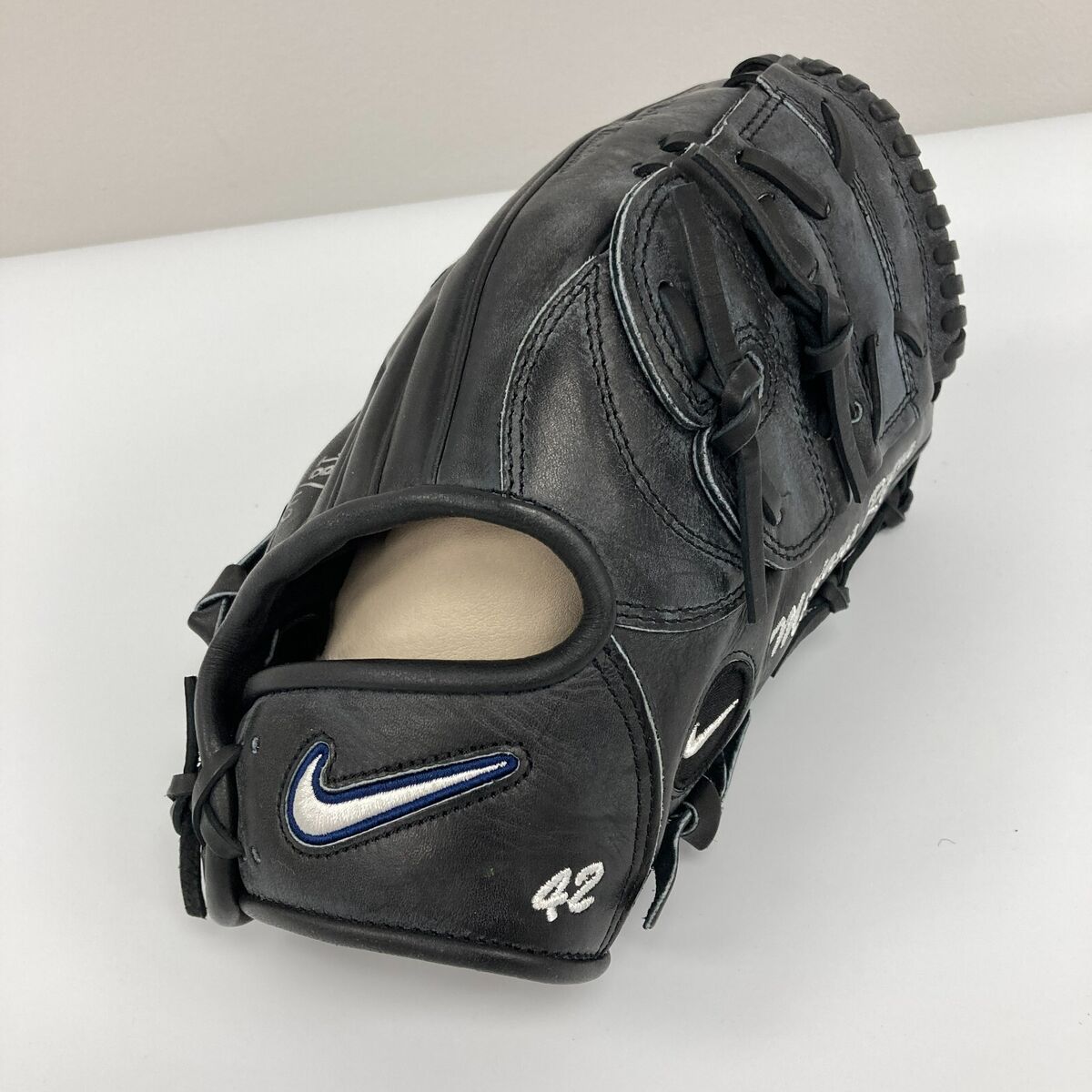 Mariano Rivera Signed Authentic Nike Game Model Baseball Mariano Rivera Signed Authentic Nike Game Model Baseball