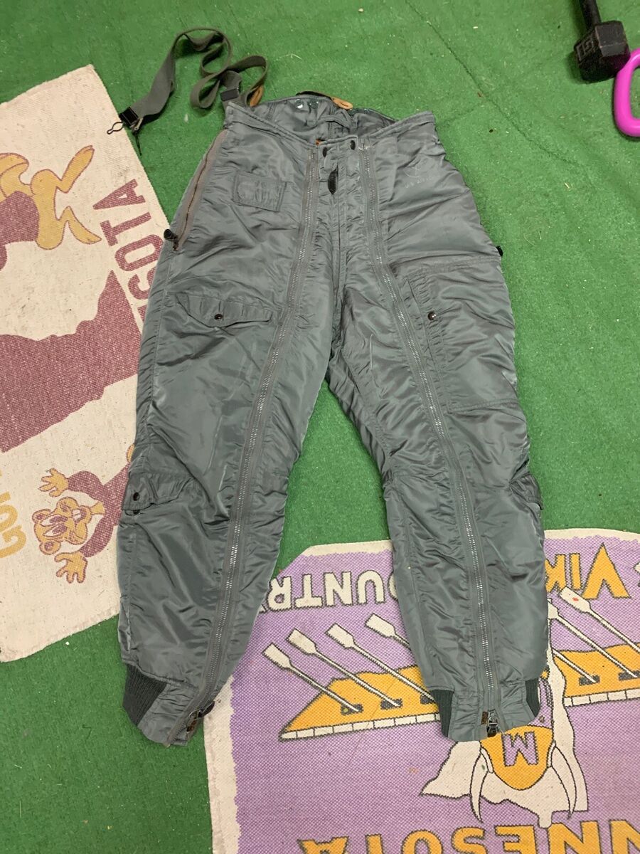 Vintage Military U.S Air Force Flying Trousers Intermediate Vintage Military U.S Air Force Flying Trousers Intermediate