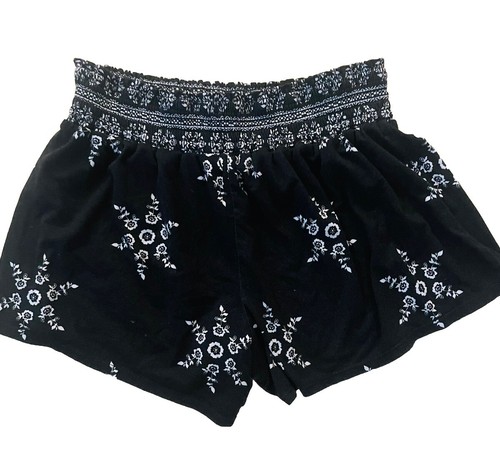 Almost Famous Kids Black With White Flowers Lightweight Shorts SZ XL NWOT - Picture 4 of 5