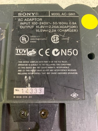 Adaptateur secteur Sony AC-DN1 - Photo 7 sur 10