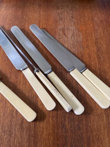 6 LARGE VINTAGE 1920s STAINLESS STEEL APIS TABLE DINNER KNIVES SHEFFIELD 10" - Picture 6 of 6