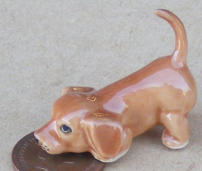 1:12 Scale Small Brown /& White Ceramic Puppy Dog Tumdee Dolls House Ornament O