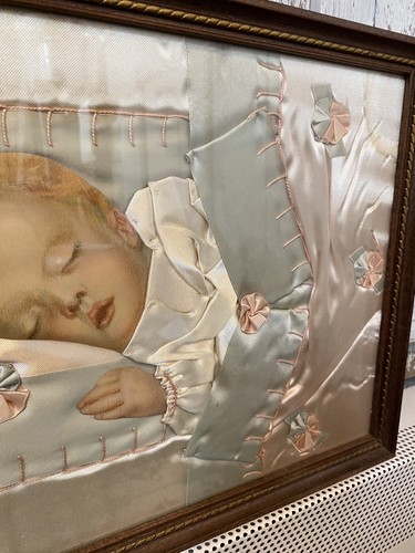 Antique Victorian Mourning Memorial Baby Picture Satin Blanket Bows Ribbons - Picture 6 of 11