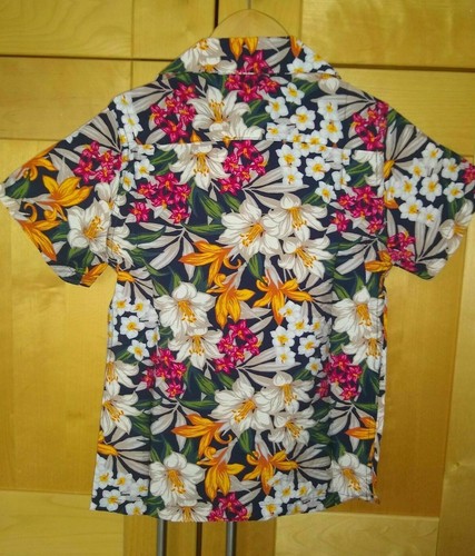 Boy's Hawaiian Tropical Multicolor Floral Luau Aloha Camp 100% Viscose Shirt NWT - Picture 4 of 4