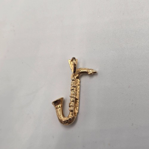 Estate 14k Yellow Gold Saxophone Pendant - Picture 4 of 5