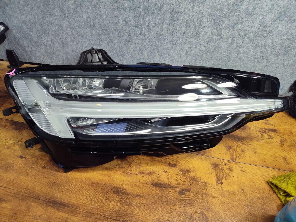 Headlamp Kit | VOLVO S60 2019 Headlamp Kit | VOLVO S60 2019