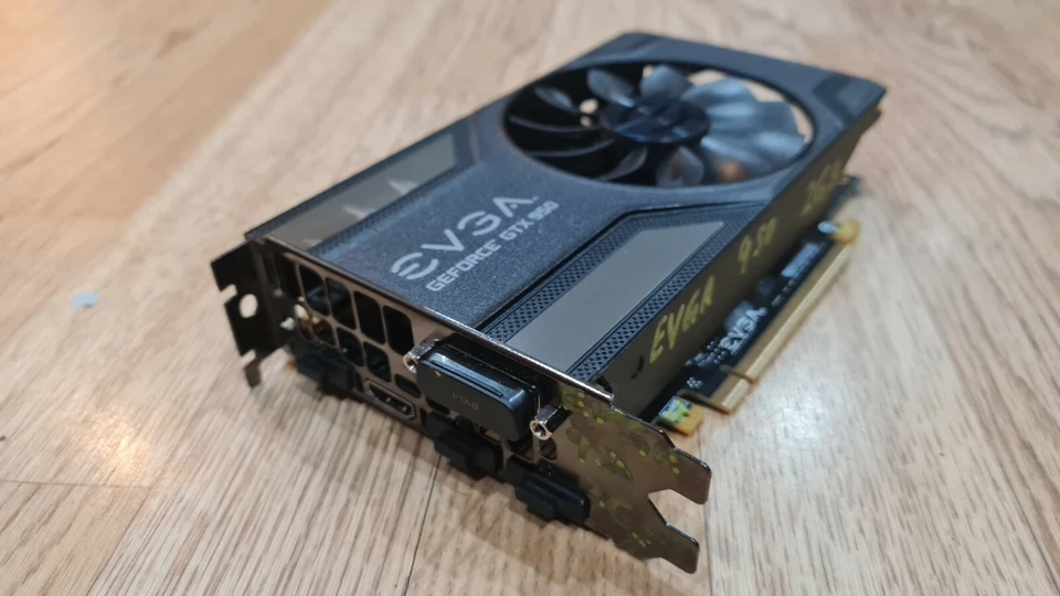 Neuwertig! EVGA Nvidia GTX 950 2GB GDDR5 GPU Grafik Video Gaming Karte - Bild 4 von 4