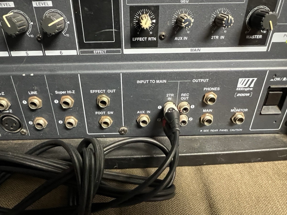 Yamaha EMX 62M デジタルミキサー Yamaha EMX62M 6-Channel Powered Mixer – Drugan's Drums & Guitars