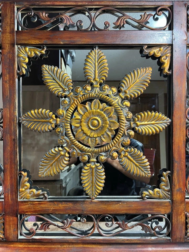 Винтажный большой металлический настенный декор 30x30 дюймов с зеркалом внутри - Изображение 3 из 4