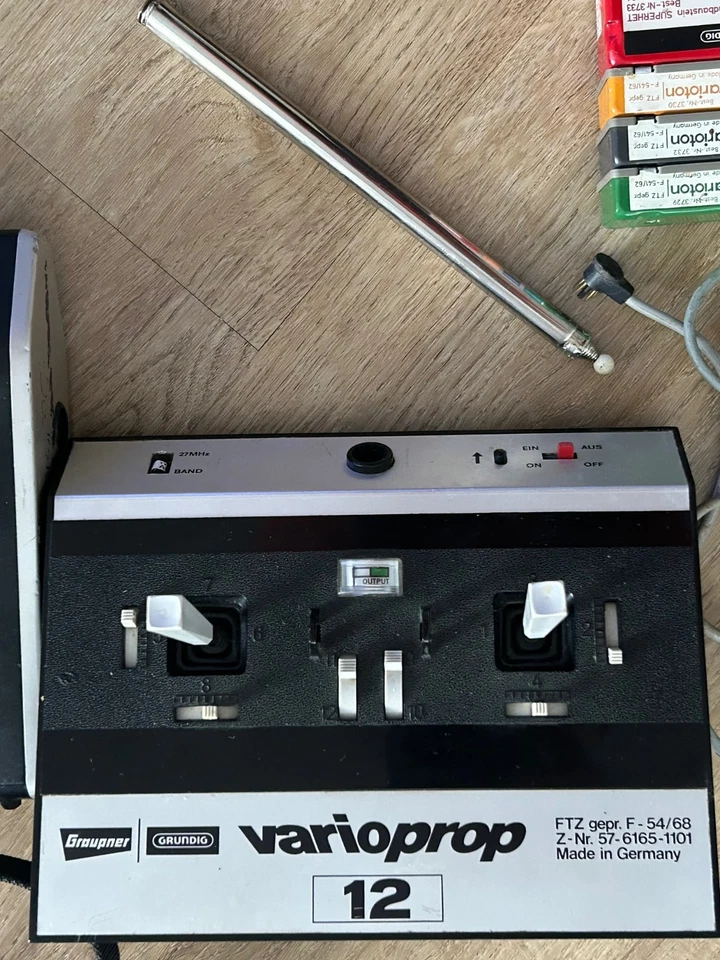 2* Graupner Varioprop Fernsteuerung + Komponenten Vintage + mini PROP 4 Anleitun - Bild 3 von 4