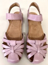 Earth Origins Lyndon Lana Leather Fisherman Women  s Sandals Mauve 12 M