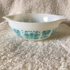 PYREX Aqua Amish Butterprint Cinderella Mixing Bowl Ovenware 443 USA 2 1/2 Qt