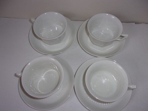 Adams English Ironstone Empress White 4 Cups & 5 Saucers - Picture 4 of 8