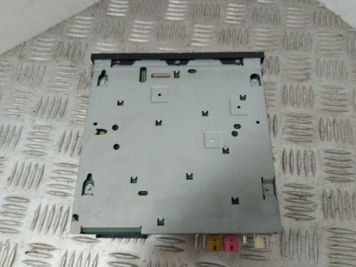 VOLKSWAGEN GOLF SV 14-20 VII BA5,BV5,BX SAT NAV/ MULTIMEDIA HEAD UNIT 5G0035820A - Picture 4 of 10