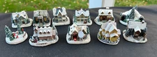 Thomas Kinkade Tiny Tidings Hawthorn Village Miniature Village