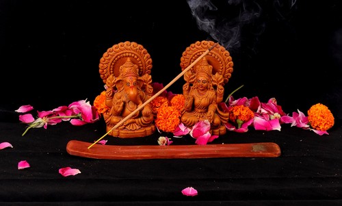 Satya Bastoncini di incenso 12 pezzi da 15 g - Foto 6 di 24