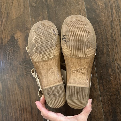 Dansko Shari Ivory Strappy Clog Sandals Size 40 (US 9.5-10) Chunky Wood Heel - Picture 13 of 15