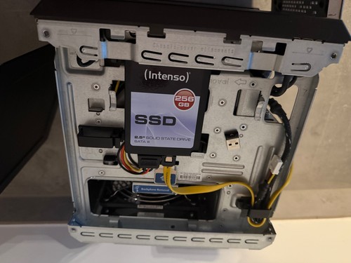 HP Pro Liant Micro Server Gen 8 - Bild 4 von 4