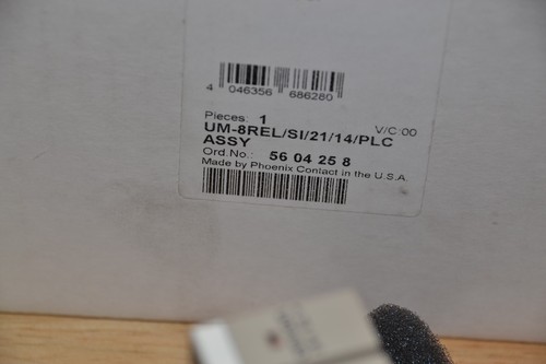 Phoenix Contact UM-8REL/SI/21/14/PLC Relay Module New - Picture 4 of 4