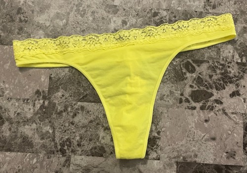 VICTORIA'S SECRET PINK M YELLOW LACE YOGA SEAMLESS VINTAGE RARE THONG PANTIES - Picture 1 of 3