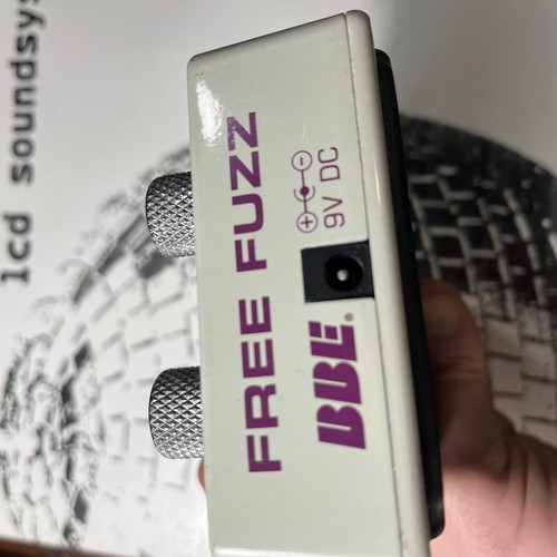 BBE Free Fuzz Overdrive Distortion Guitar Effect Pedal Purple Vintage Sound - Picture 7 of 7
