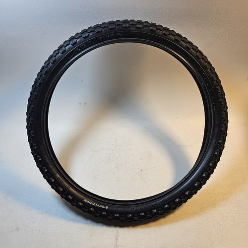 VINTAGE OLD MID SCHOOL BMX SCHWINN XS SCRAMBLER TIRES 20" GOOD CONDITION CLEAN - Picture 2 of 13