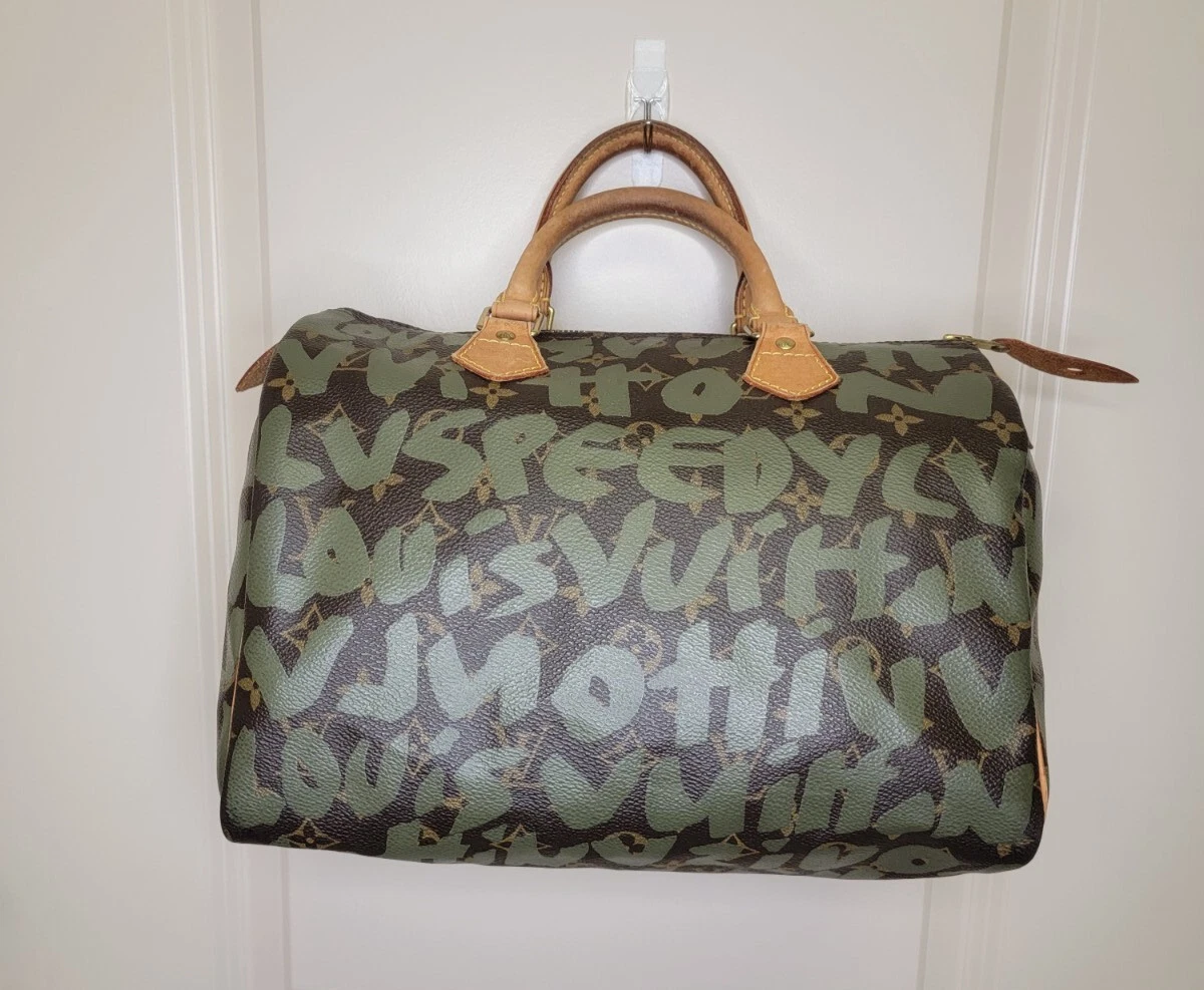 LOUIS VUITTON Monogram Graffiti Speedy 30 bag