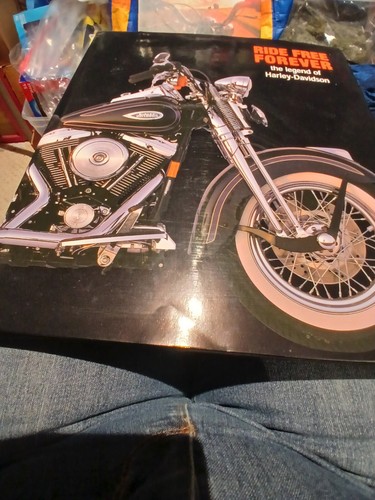 Ride Free Forever: The Legend of Harley-Davidson (2 Volumes) - VERY GOOD TSR - Picture 4 of 5