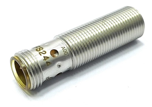 IFM Electronic IFS244 Inductive Sensor 13437 - Picture 3 of 10