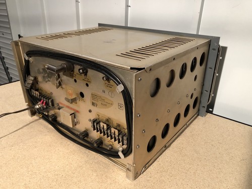 The Collins R390A/URR  500KC-32MC mfr'd by Motorola - Picture 4 of 7