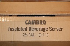 CAMBRO Insulated Beverage Server Hot/Cold - 2 1/2 Gallon - Red - NEW