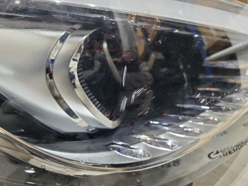 GENUINE MG ZS 2020-2023 FRONT RIGHT DRIVER SIDE LED HEADLIGHT HEADLAMP 10905796 - Picture 2 of 12